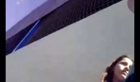 أمي سارة افلام سكسمصر جاي اللباس