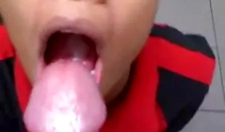 و استخدام الشبت مقاطع سيكس مصرى